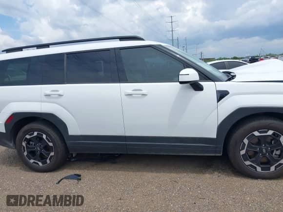 2025 Hyundai Santa Fe SEL with VIN 5NMP24GL9SH101377, listed as a IAAI auction lot 43038427 with 11,247 mi miles and . Bid and sale history available at DreamBid. Image 13.