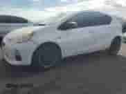 2013 Toyota Prius Two с VIN JTDKDTB37D1556909, выставлен на аукционе Copart как лот 71828975 с пробегом 120 327 миль миль и Списание • Salvage title. История ставок и продаж доступна на DreamBid. Изображение 1.