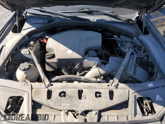 2012 BMW 5 Series 528i xDrive с VIN WBAXH5C57CDW03503, выставлен на аукционе Copart как лот 90255465 с пробегом 87 229 миль миль и Списание • Salvage title. История ставок и продаж доступна на DreamBid. Изображение 11.