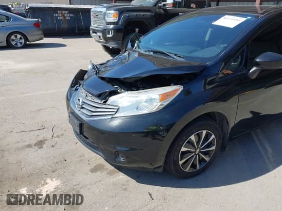 2015 Nissan Note SV z VIN 3N1CE2CP7FL398695, wystawiony jako IAAI lot #43133954 z przebiegiem 127 743 mil mil oraz . Historia ofert i sprzedaży dostępna na DreamBid. Obrazek 6.