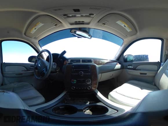 2008 Chevrolet Suburban 2LT с VIN 3GNFK16308G175973, выставлен на аукционе IAAI как лот 42283329 с пробегом 151 355 миль миль и . История ставок и продаж доступна на DreamBid. Изображение 18.