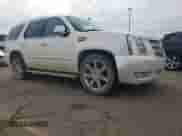 2012 Cadillac Escalade Premium с VIN 1GYS4CEF2CR315324, выставлен на аукционе Copart как лот 58447245 с пробегом 227 418 миль миль и Чистый • Clean title. История ставок и продаж доступна на DreamBid. Изображение 4.