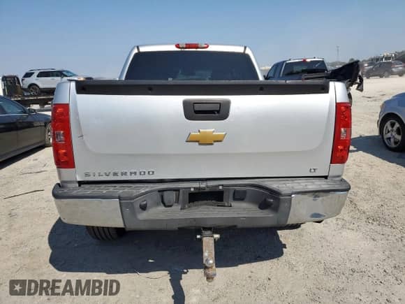 2013 Chevrolet Silverado 1500 LT с VIN 3GCPCSEA6DG311467, выставлен на аукционе Copart как лот 76057124 с пробегом 179 919 миль миль и На запчасти • Non repairable. История ставок и продаж доступна на DreamBid. Изображение 6.
