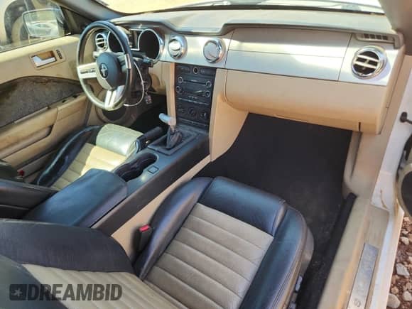 2009 Ford Mustang GT with VIN 1ZVHT85H995101560, listed as a Copart auction lot 70455685 with 248,600 mi miles and Salvage title. Bid and sale history available at DreamBid. Image 8.