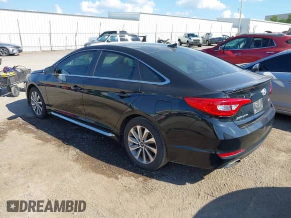 2015 Hyundai Sonata Limited z VIN 5NPE34AFXFH020419, wystawiony jako IAAI lot #42991086 z przebiegiem 129 913 mil mil oraz . Historia ofert i sprzedaży dostępna na DreamBid. Obrazek 3.