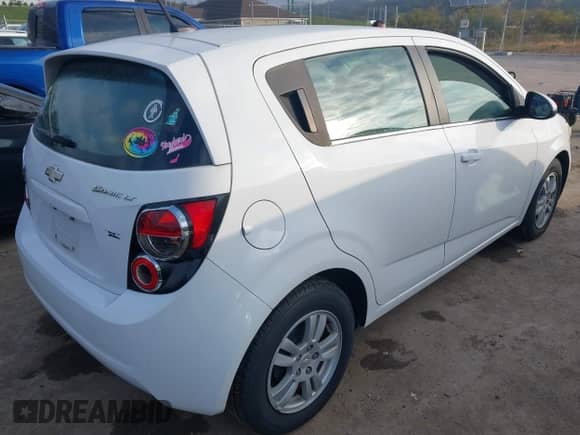 2014 Chevrolet Sonic LT with VIN 1G1JC6SB5E4195857, listed as a IAAI auction lot 43444222 with 168,579 mi miles and . Bid and sale history available at DreamBid. Image 4.
