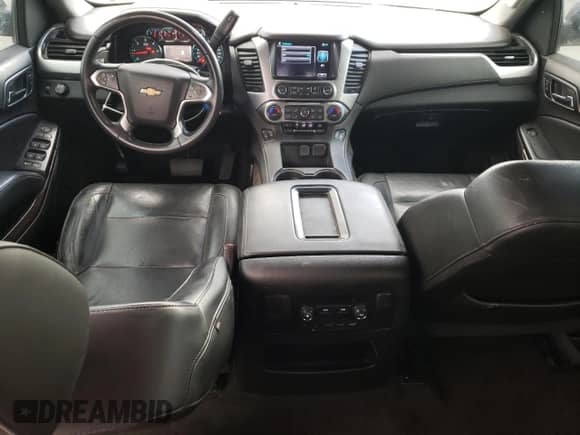2017 Chevrolet Suburban LT с VIN 1GNSCHKC0HR117209, выставлен на аукционе Copart как лот 77014054 с пробегом 62 297 миль миль и Списание • Salvage title. История ставок и продаж доступна на DreamBid. Изображение 8.