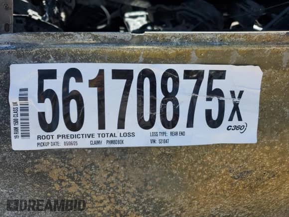 2019 Ram 1500 Express z VIN 1C6RR7FT8KS531047, wystawiony jako Copart lot #56170875 z przebiegiem Nie podano mil oraz Nie do naprawy • Non repairable. Historia ofert i sprzedaży dostępna na DreamBid. Obrazek 12.