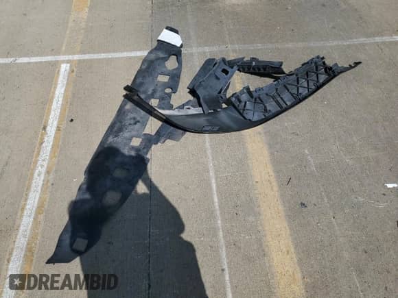 2018 Ram 1500 Big Horn z VIN 1C6RR7LT5JS155992, wystawiony jako Copart lot #68515175 z przebiegiem 169 602 mil mil oraz Szkoda całkowita • Salvage title. Historia ofert i sprzedaży dostępna na DreamBid. Obrazek 12.