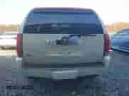 2009 Cadillac Escalade z VIN 1GYFC13239R144715, wystawiony jako Copart lot #85055294 z przebiegiem 169 017 mil mil oraz Szkoda całkowita • Salvage title. Historia ofert i sprzedaży dostępna na DreamBid. Obrazek 6.