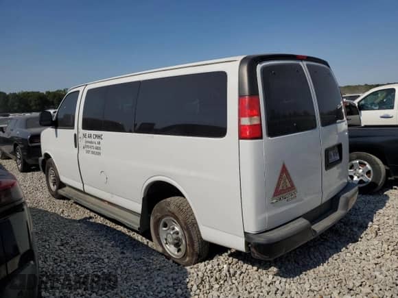 2016 Chevrolet City Express Cargo с VIN 1GAZGLFF9G1301640, выставлен на аукционе Copart как лот 71556534 с пробегом 121 121 миль миль и Списание • Salvage title. История ставок и продаж доступна на DreamBid. Изображение 2.