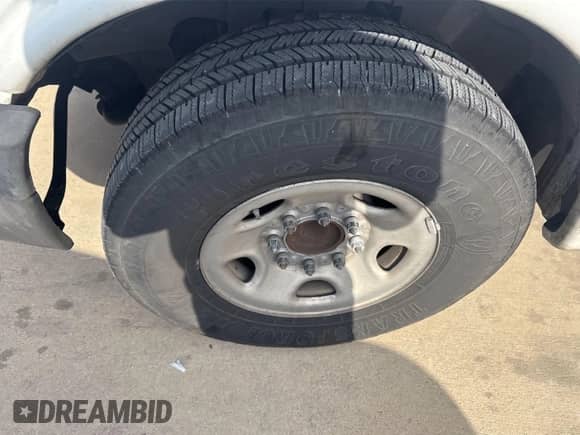 2016 Chevrolet Express Passenger LS with VIN 1GAZGNFG6G1212421, listed as a IAAI auction lot 42829307 with 268,858 mi miles and . Bid and sale history available at DreamBid. Image 2.