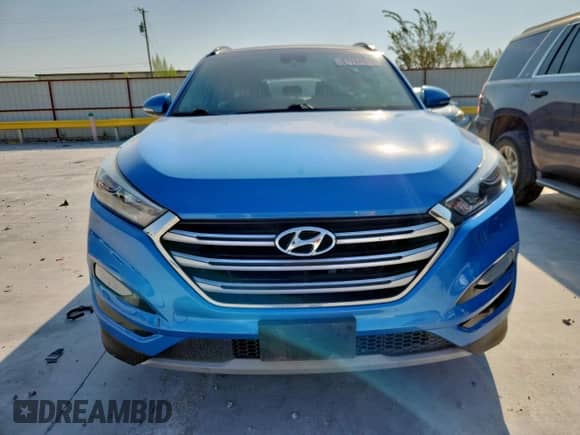 2018 Hyundai Tucson Value with VIN KM8J33A23JU729712, listed as a Copart auction lot 81124535 with 139,786 mi miles and Salvage title. Bid and sale history available at DreamBid. Image 5.