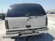 2006 Chevrolet Tahoe LS z VIN 1GNEC13Z66J164344, wystawiony jako Copart lot #68510955 z przebiegiem 257 056 mil mil oraz Szkoda całkowita • Salvage title. Historia ofert i sprzedaży dostępna na DreamBid. Obrazek 6.