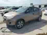 2010 Hyundai Tucson GLS с VIN KM8JT3AC6AU096390, выставлен на аукционе Copart как лот 67224355 с пробегом 211 134 миль миль и Чистый • Clean title. История ставок и продаж доступна на DreamBid. Изображение 1.