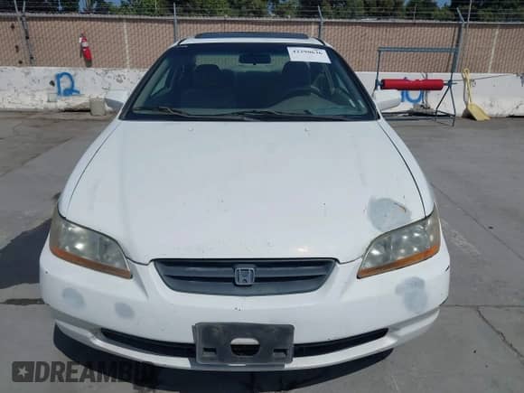 1998 Honda Accord EX with VIN 1HGCG3279WA012740, listed as a IAAI auction lot 42290636 with 240,159 mi miles and . Bid and sale history available at DreamBid. Image 12.