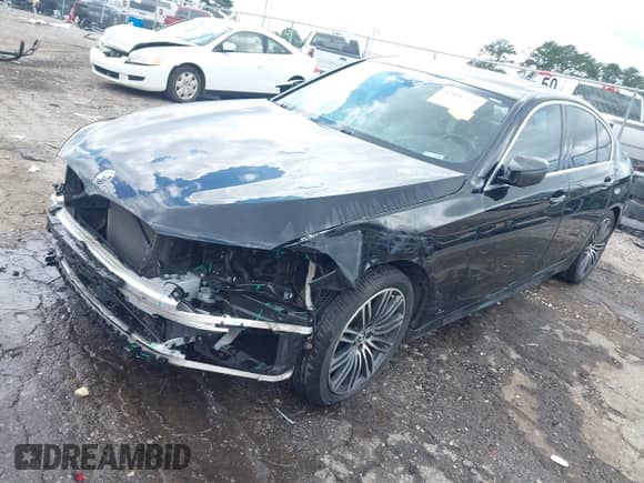 2017 BMW 5 Series 530i xDrive with VIN WBAJA7C39HG904378, listed as a IAAI auction lot 42446351 with 56,363 mi miles and . Bid and sale history available at DreamBid. Image 2.