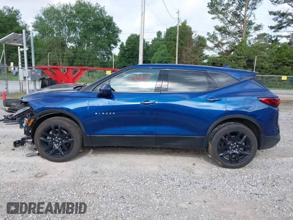 2023 Chevrolet Blazer LT z VIN 3GNKBHR44PS102774, wystawiony jako IAAI lot #42275169 z przebiegiem 63 186 mil mil oraz . Historia ofert i sprzedaży dostępna na DreamBid. Obrazek 15.