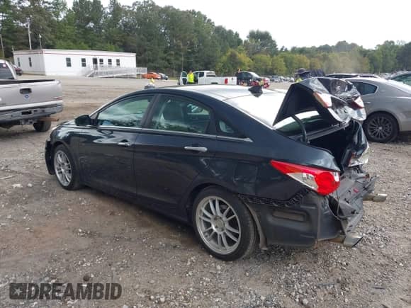 2012 Hyundai Sonata Limited с VIN 5NPEC4AB7CH353119, выставлен на аукционе IAAI как лот 43317064 с пробегом 176 591 миль миль и . История ставок и продаж доступна на DreamBid. Изображение 3.