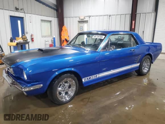 1966 Ford Mustang z VIN 6F07C360733, wystawiony jako Copart lot #86710755 z przebiegiem 32 195 mil mil oraz Szkoda całkowita • Salvage title. Historia ofert i sprzedaży dostępna na DreamBid. Obrazek 1.