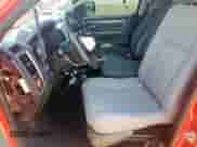 2016 Ram 1500 Big Horn z VIN 1C6RR7GT4GS177114, wystawiony jako Copart lot #66234265 z przebiegiem 81 477 mil mil oraz Szkoda całkowita • Salvage title. Historia ofert i sprzedaży dostępna na DreamBid. Obrazek 7.