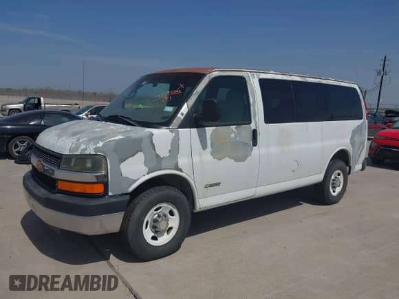 2006 Chevrolet Express Passenger с VIN 1GAHG35U461242216, выставлен на аукционе IAAI как лот 41797506 с пробегом 195 616 миль миль и . История ставок и продаж доступна на DreamBid. Изображение 2.