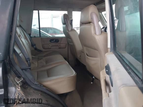 2002 Land Rover Discovery с VIN SALTL15462A743483, выставлен на аукционе IAAI как лот 42452056 с пробегом 144 057 миль миль и . История ставок и продаж доступна на DreamBid. Изображение 8.