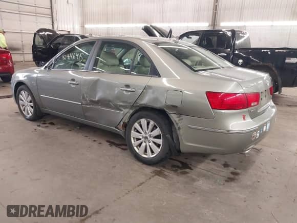 2009 Hyundai Sonata GLS с VIN 5NPET46F19H414419, выставлен на аукционе IAAI как лот 42446415 с пробегом 157 871 миль миль и . История ставок и продаж доступна на DreamBid. Изображение 3.