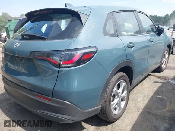 2024 Honda HR-V LX с VIN 3CZRZ1H34RM760972, выставлен на аукционе IAAI как лот 42851029 с пробегом 9 004 миль миль и . История ставок и продаж доступна на DreamBid. Изображение 4.