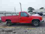 1995 GMC Sierra 1500 с VIN 1GTEC14Z2SZ561990, выставлен на аукционе IAAI как лот 42359748 с пробегом 367 569 миль миль и . История ставок и продаж доступна на DreamBid. Изображение 13.