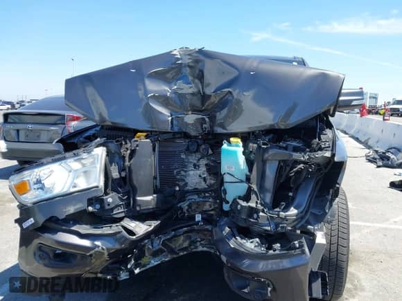 2020 Ram 1500 Lone Star z VIN 1C6RREFT9LN262285, wystawiony jako IAAI lot #42010474 z przebiegiem 80 965 mil mil oraz . Historia ofert i sprzedaży dostępna na DreamBid. Obrazek 12.