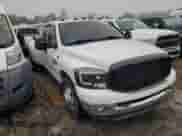 2008 Dodge RAM z VIN 3D7ML48A58G180134, wystawiony jako Copart lot #84155624 z przebiegiem 155 619 mil mil oraz Szkoda całkowita • Salvage title. Historia ofert i sprzedaży dostępna na DreamBid. Obrazek 4.