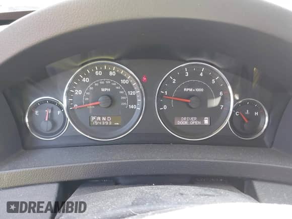 2008 Jeep Grand Cherokee Laredo with VIN 1J8HR48NX8C169509, listed as a IAAI auction lot 43253457 with 194,393 mi miles and . Bid and sale history available at DreamBid. Image 7.