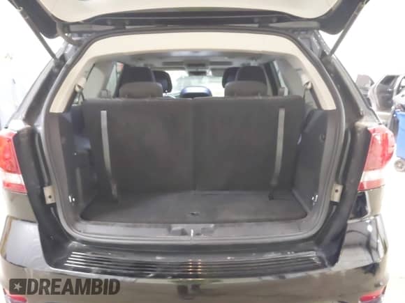 2016 Dodge Journey Crossroad с VIN 3C4PDCGB6GT225936, выставлен на аукционе IAAI как лот 41545671 с пробегом 135 627 миль миль и . История ставок и продаж доступна на DreamBid. Изображение 17.