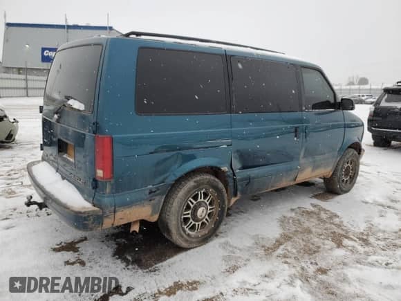 2000 Chevrolet Astro с VIN 1GNEL19W3YB108484, выставлен на аукционе Copart как лот 43758545 с пробегом 188 476 миль миль и На запчасти • Non repairable. История ставок и продаж доступна на DreamBid. Изображение 3.