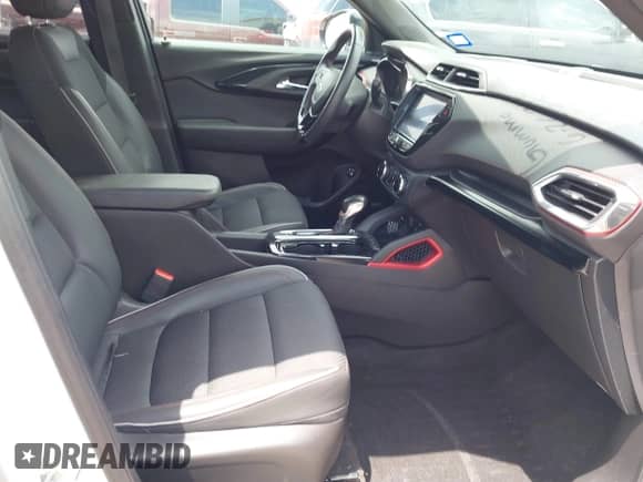 2021 Chevrolet TrailBlazer RS с VIN KL79MUSL4MB147603, выставлен на аукционе IAAI как лот 42665541 с пробегом 39 443 миль миль и . История ставок и продаж доступна на DreamBid. Изображение 5.