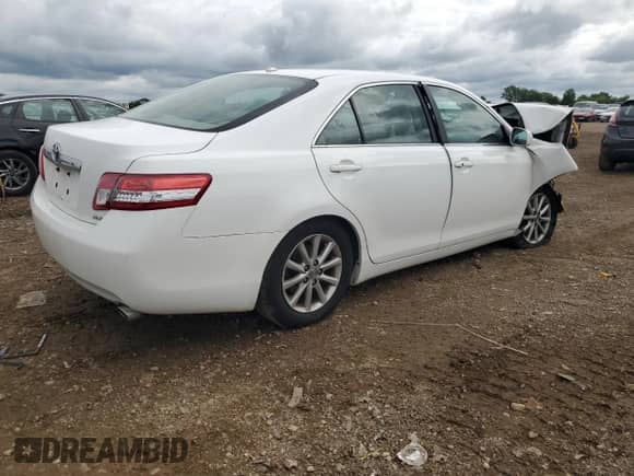 2011 Toyota Camry LE с VIN 4T1BK3EK8BU612517, выставлен на аукционе Copart как лот 69834365 с пробегом Не указан миль и Списание • Salvage title. История ставок и продаж доступна на DreamBid. Изображение 3.