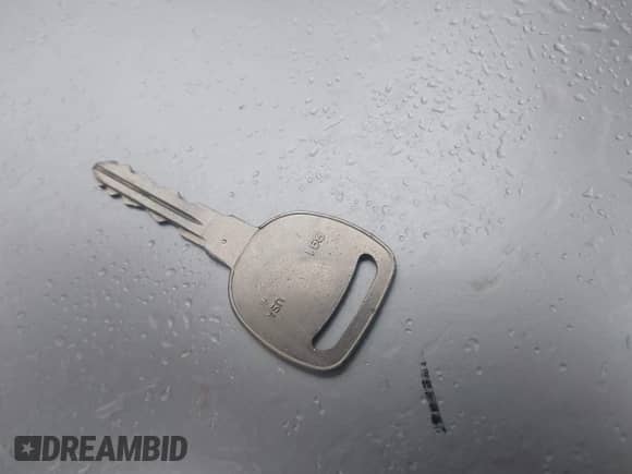 2004 Chevrolet Impala LS с VIN 2G1WH52K749420647, выставлен на аукционе IAAI как лот 43460463 с пробегом 180 297 миль миль и . История ставок и продаж доступна на DreamBid. Изображение 11.
