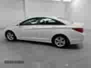 2011 Hyundai Sonata GLS с VIN 5NPEB4AC0BH076954, выставлен на аукционе Copart как лот 80696665 с пробегом 76 361 миль миль и Чистый • Clean title. История ставок и продаж доступна на DreamBid. Изображение 2.