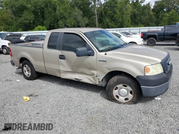 2008 Ford F-150 STX with VIN 1FTRX12W98FC08932, listed as a Copart auction lot 80380915 with 142,230 mi miles and Salvage title. Bid and sale history available at DreamBid. Image 4.