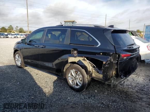 2024 Toyota Sienna Limited с VIN 5TDZRKEC9RS210747, выставлен на аукционе Copart как лот 83753034 с пробегом 5 109 миль миль и На запчасти • Non repairable. История ставок и продаж доступна на DreamBid. Изображение 2.