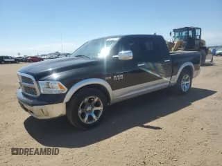 2016 Ram 1500 Laramie with VIN 1C6RR6NT4GS376631, listed as a Copart auction lot 68703545 with 155,000 mi miles and Clean title. Bid and sale history available at DreamBid. Image 1.