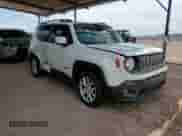 2017 Jeep Renegade Latitude z VIN ZACCJABB5HPF83508, wystawiony jako Copart lot #70333805 z przebiegiem 62 868 mil mil oraz Szkoda całkowita • Salvage title. Historia ofert i sprzedaży dostępna na DreamBid. Obrazek 14.