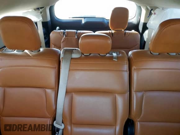 2021 Ford Explorer z VIN 1FMSK7BH1MGA81520, wystawiony jako Copart lot #83815655 z przebiegiem 107 023 mil mil oraz Szkoda całkowita • Salvage title. Historia ofert i sprzedaży dostępna na DreamBid. Obrazek 10.