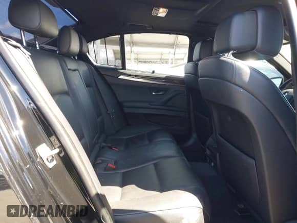 2013 BMW 5 Series 535i with VIN WBAFR7C5XDC821513, listed as a IAAI auction lot 41939709 with 132,335 mi miles and . Bid and sale history available at DreamBid. Image 8.