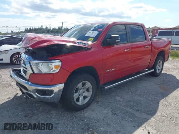 2020 Ram 1500 Lone Star z VIN 1C6RREFM3LN289359, wystawiony jako IAAI lot #43193394 z przebiegiem 116 790 mil mil oraz . Historia ofert i sprzedaży dostępna na DreamBid. Obrazek 2.