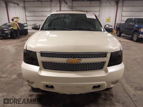 2012 Chevrolet Tahoe LTZ с VIN 1GNSKCE07CR227674, выставлен на аукционе IAAI как лот 42166732 с пробегом 204 171 миль миль и . История ставок и продаж доступна на DreamBid. Изображение 12.