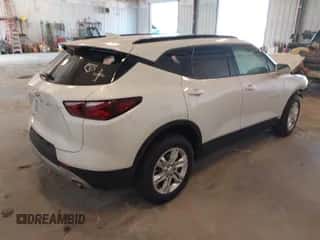 2020 Chevrolet Blazer LT z VIN 3GNKBCRS1LS629988, wystawiony jako IAAI lot #43372811 z przebiegiem 53 557 mil mil oraz . Historia ofert i sprzedaży dostępna na DreamBid. Obrazek 4.