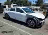 2024 Hyundai Ioniq 6 SEL z VIN KMHM34AA1RA073906, wystawiony jako Copart lot #63483785 z przebiegiem 5 637 mil mil oraz Szkoda całkowita • Salvage title. Historia ofert i sprzedaży dostępna na DreamBid. Obrazek 4.