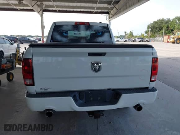 2012 Ram 1500 Express z VIN 1C6RD6KT0CS236587, wystawiony jako IAAI lot #43254702 z przebiegiem 132 897 mil mil oraz . Historia ofert i sprzedaży dostępna na DreamBid. Obrazek 17.